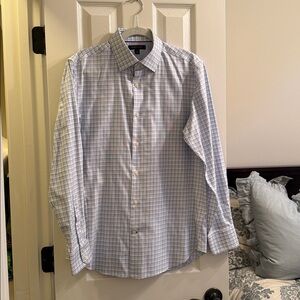 Banana Republic Light Blue Plaid Shirt men’s medium